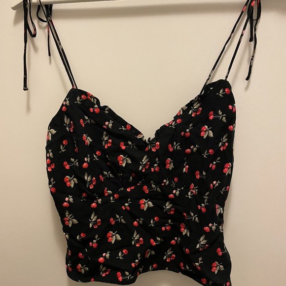 Abercrombie & Fitch Tie-Strap Ruffle Cami - Picture 8 of 8